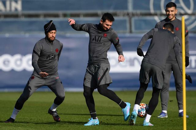 浓眉复出31+9詹姆斯21+12+13 湖人送76人5连败